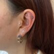 秋冬のファッションにも華やかになる耳つぼジュエリーがおすすめです👂💎